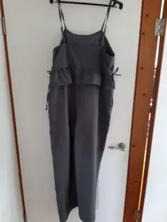 グレー フリル付きサロペットMサイズ
