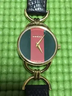稼働品!グッチ腕時計 ジャンク扱い!人気のシェリーライン!