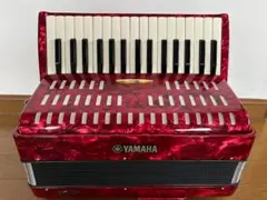 希少 YAMAHA アコーディオン32鍵盤 S-32B 中古品ケース付き YAMAHA アコーディオン S-32B 赤 32鍵 - メルカリ