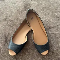 美品　H&M オープントゥフラットパンプス　フラットシューズ　36