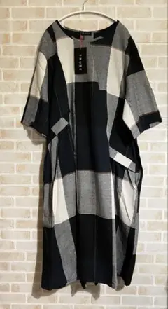 新品 TRUBE チェックワンピース L〜LL