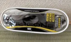 スイミングゴーグル