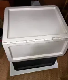 カインズ　キャリコMサイズ　蓋付き2セット