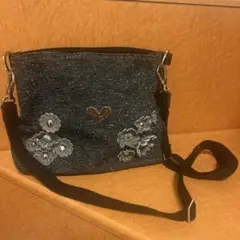 シンクビー ショルダーバッグ