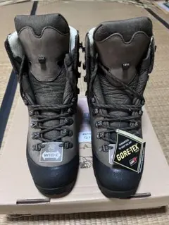 hanwag - イタリア製 hanwag ビンテージ クライミングシューズ ムラサキ×黄 US9 Z224 イタリア製 hanwag ビンテージ クライミングシューズ ムラサキ