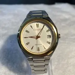 美品 CITIZEN Eco-Drive 腕時計 シルバー/ゴールド