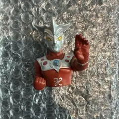 ウルトラマンフィギュアマグネット　ウルトラマンレオ