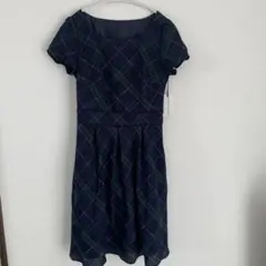 【新品タグ付き】PEYTON PLACE 半袖ひざ丈ワンピース S