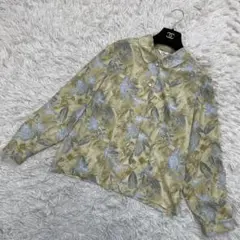 美品　春夏にオススメ　爽やかな花柄シャツ　グリーン　緑　レトロ　上品　ボタニカル