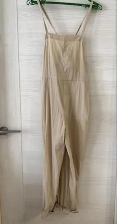 ギャップサロペット