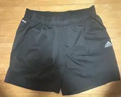 adidas ランニングパンツ　ショーパン　美品