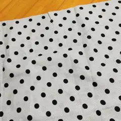 【生地のお得SALE♪】3メートル 大きなドット柄、黒