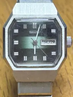 Item thumbnail for item 45211c58-b871-4b5d-a7cc-4482e855082d