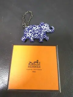 エルメス ゾウ チャーム