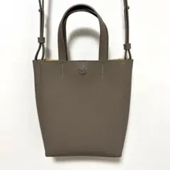 Item thumbnail for item b041ff1b-5043-47ea-b6f6-624a67043818