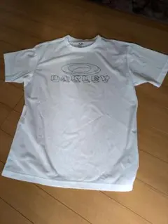 OAKLEY ホワイト Tシャツ Ｌサイズ