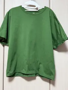 ユニクロ　Tシャツ　グリーン