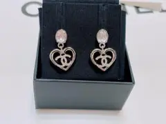 新作 限定 CHANEL シャネル ハート ピアス クルーズ シャンパンゴールド
