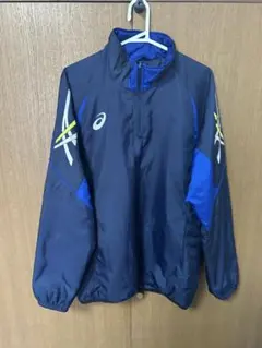 アシックス ピステ ウィンドブレーカー