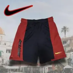 美品　NIKE　ナイキ　ハーフパンツ　スポーツ　黒　ブラック　ポケット