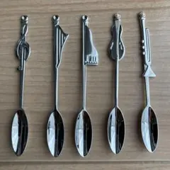 Item thumbnail for item 03fd0e53-57b0-416c-8e00-b0beb1d79308