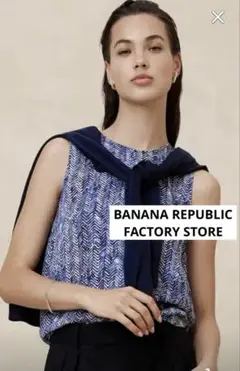BANANA REPUBLIC ノースリーブブラウスシェルタンクトップ青ブルー柄