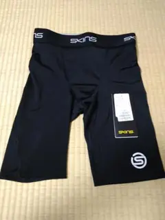 スキンズ（SKINS）シリーズ1　メンズ　ハーフタイツ　☆中古品・極美品