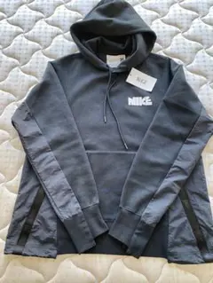 タグ付き☆ NIKE sacai コラボ パーカー サイズS 黒