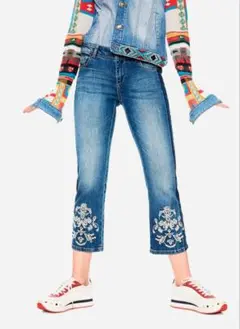 Desigual デシグアル 刺繍デニムパンツ DENIM サイズ24
