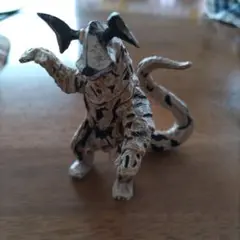 はしもとみお ガチャ ウルトラ怪獣シリーズ 02 エレキング