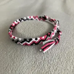 ミサンガ　アンクレット　黒　ピンク