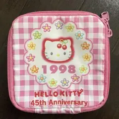 サンリオ　キティちゃん　ポーチ　45周年　くじ