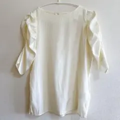 nairo ギャザースリーブブラウス（IVORY Sサイズ）