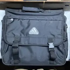 adidas メッセンジャーバッグ 黒 スクールバック