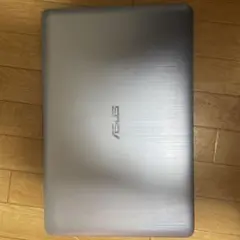 ASUS ノートPC 美品　購入後即使用可能