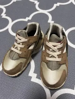 NIKE ハラチ