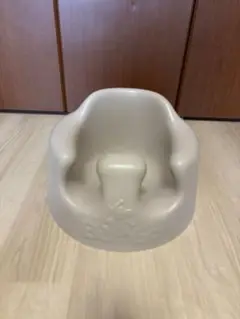 Bumbo ベビーチェア グレー サンドベージュ