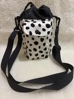 保温保冷　スマホ　ショルダーバッグ　ハンドメイド　ダルメシアン　お試し価格