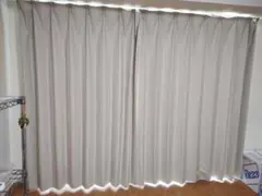 ニトリ ベージュ 防炎カーテン ノーブル3