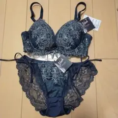 チュチュアンナ　D65　ブラジャー　ショーツ　ほどける紐パン　新品タグ付き