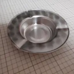 ステンレス製灰皿2枚
