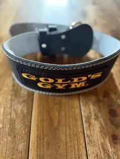 中古品ゴールドジムGOLD'S GYM トレーニングレザーベルト Sサイズ