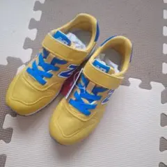キッズ　新品未使用New Balance スニーカー 19.5cm