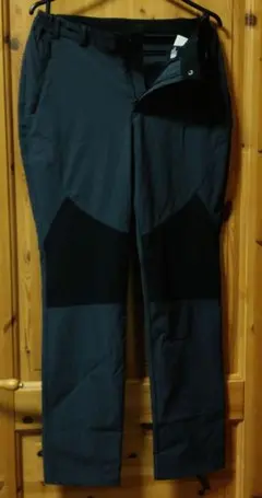 Item thumbnail for item 8345fb9c-321e-4c74-b43b-c2e641adfd8f