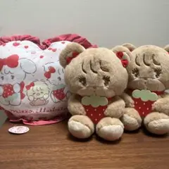 mikko characters いちご　クッション　ぬいぐるみ