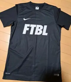 新品NIKEナイキ半袖TシャツLスポーツウェアサッカーフットサル