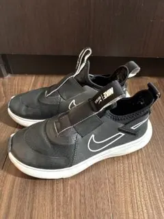 Nike フレックスプラス PS Flex Plus フレックスランナー 　20