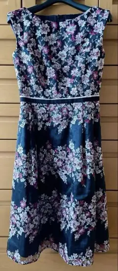 Item thumbnail for item ea1d7fd1-0f9f-4190-98b2-3f2c52667b5a