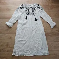 ☆URBAN RESEARCH☆ホワイト胸元刺繍ロングワンピース☆美品☆