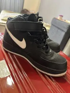 Nike Air Force 1 ブラック ハイカット